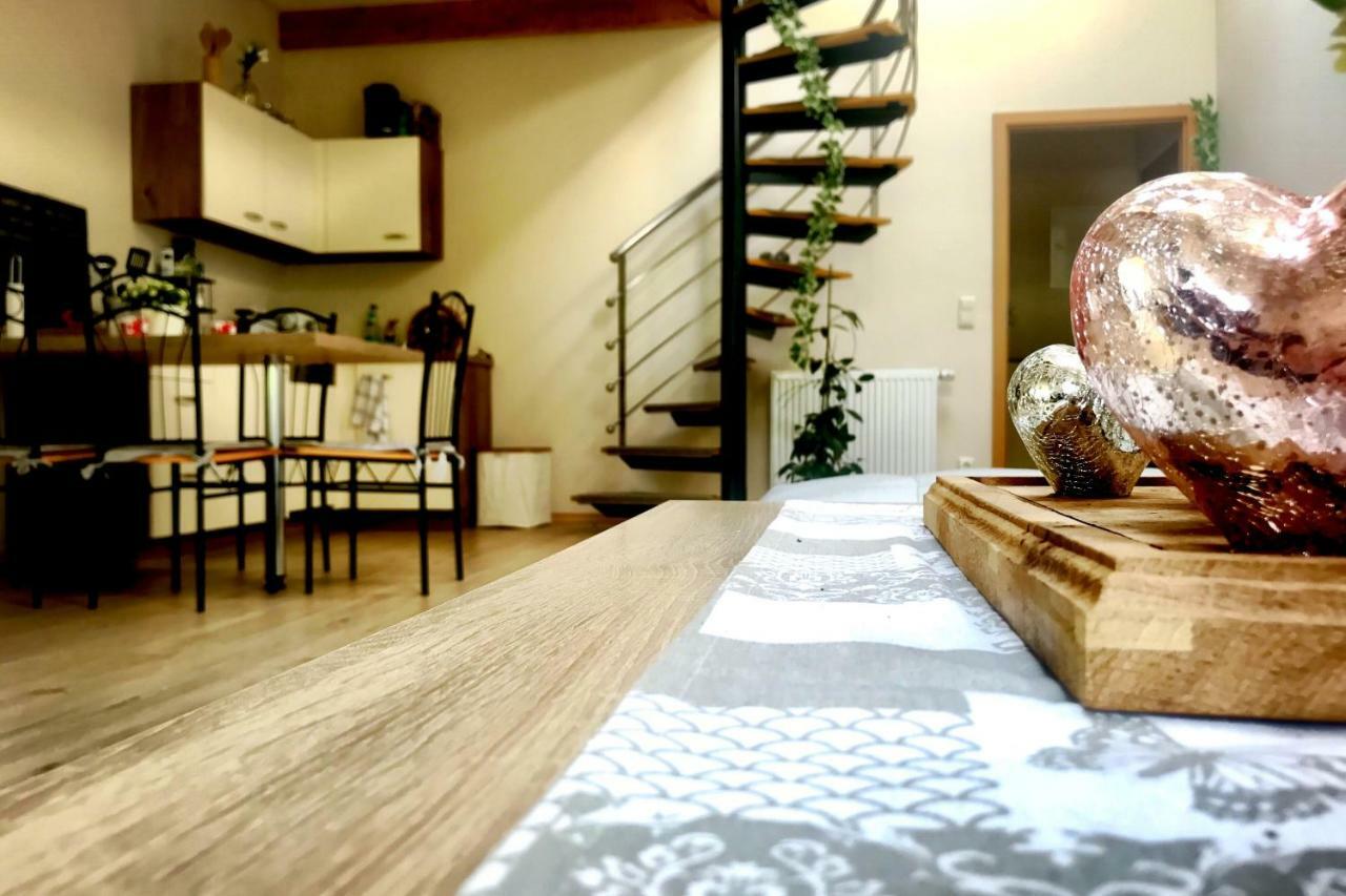 Ferienwohnung Am Nuerburgring/Wintersport Arft Acht المظهر الخارجي الصورة